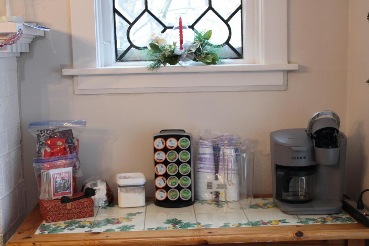 The Hillside B&B. Home W/ Breakfast Service! Wisconsin Dells Exteriör bild