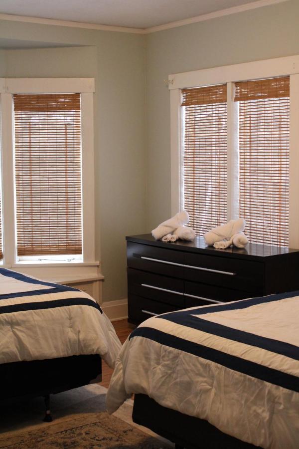 The Hillside B&B. Home W/ Breakfast Service! Wisconsin Dells Exteriör bild