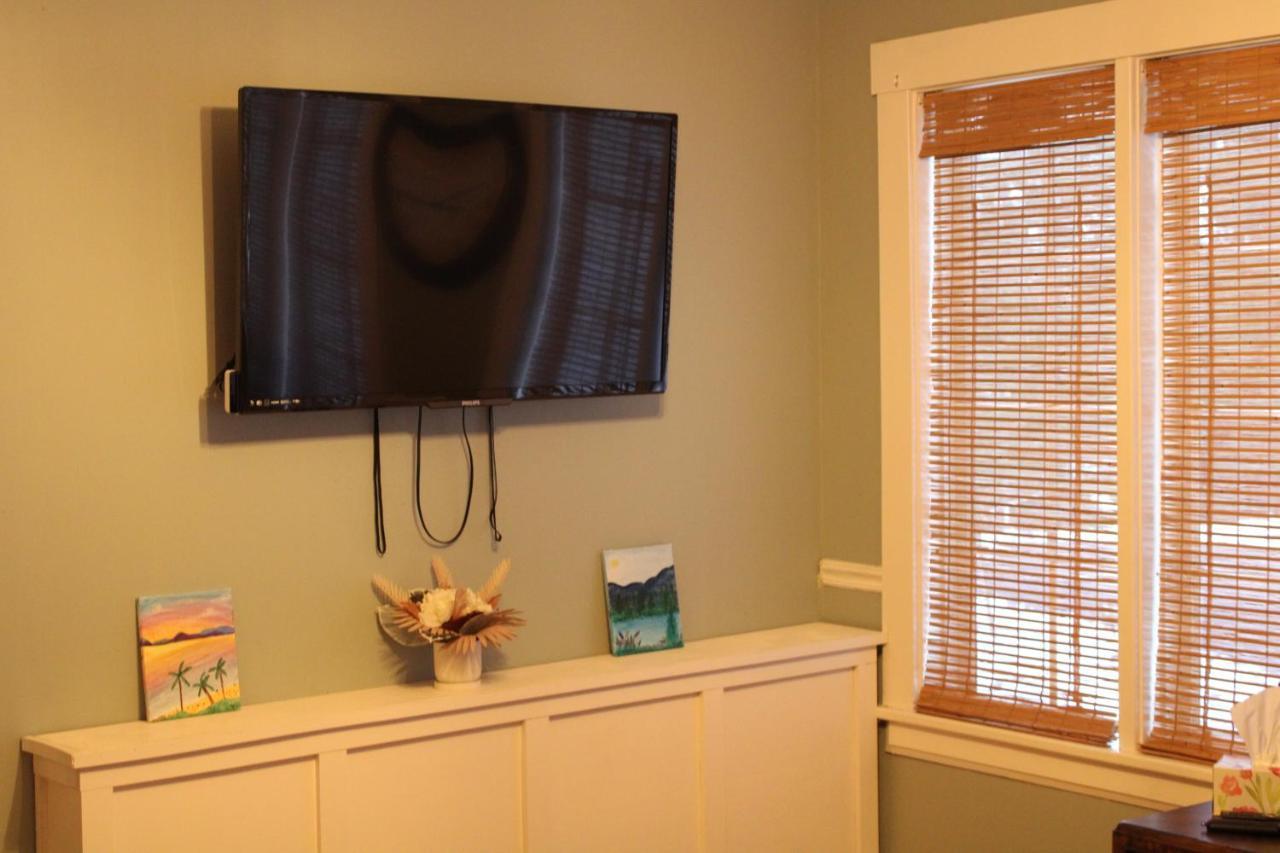 The Hillside B&B. Home W/ Breakfast Service! Wisconsin Dells Exteriör bild