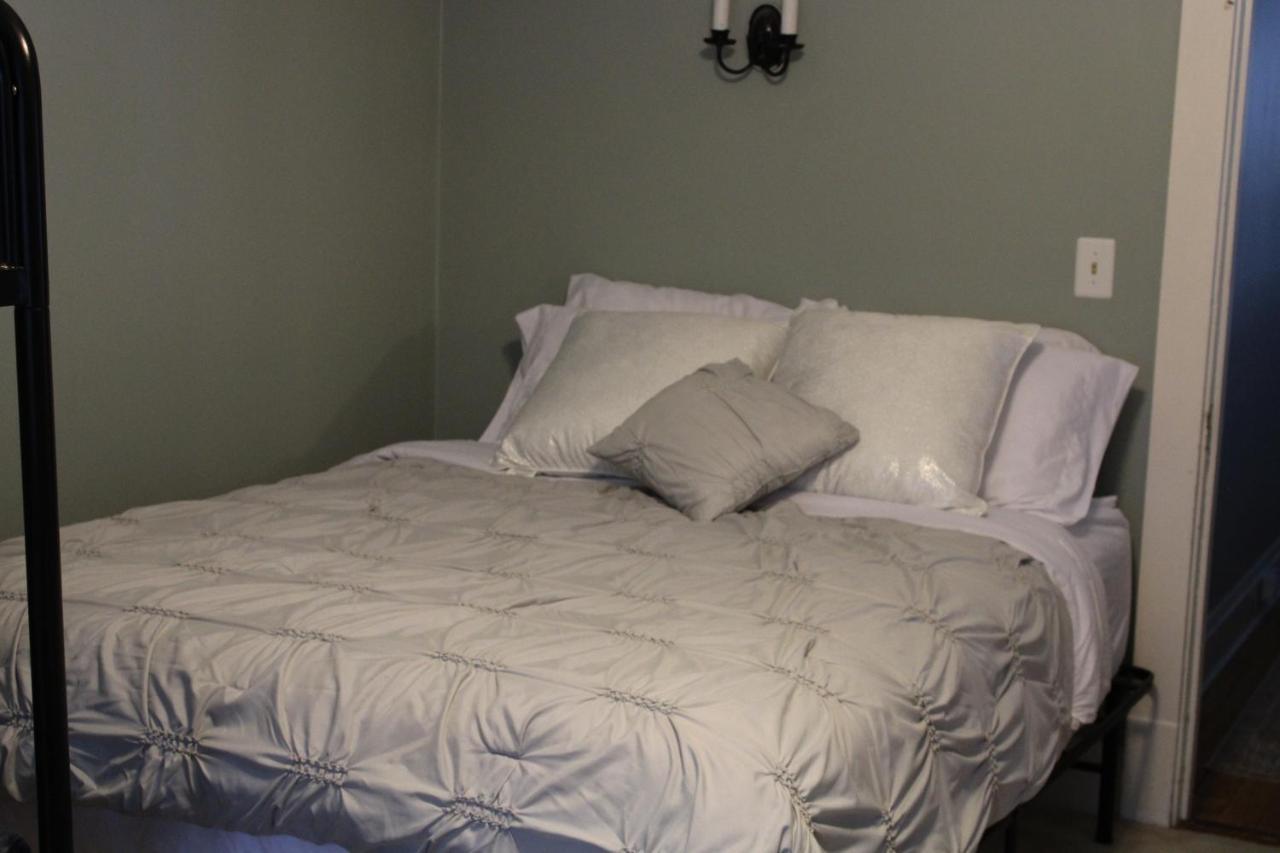 The Hillside B&B. Home W/ Breakfast Service! Wisconsin Dells Exteriör bild
