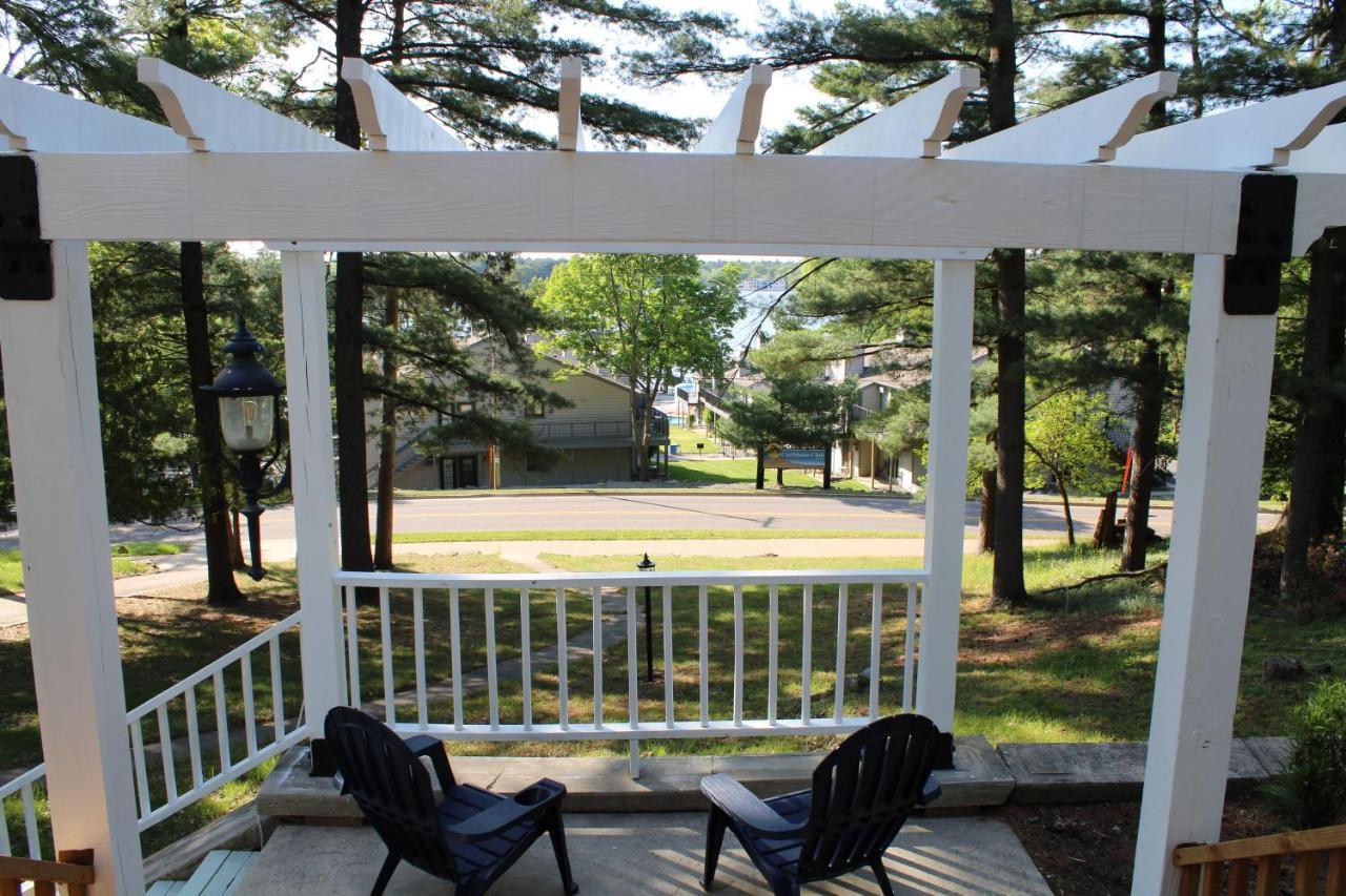 The Hillside B&B. Home W/ Breakfast Service! Wisconsin Dells Exteriör bild